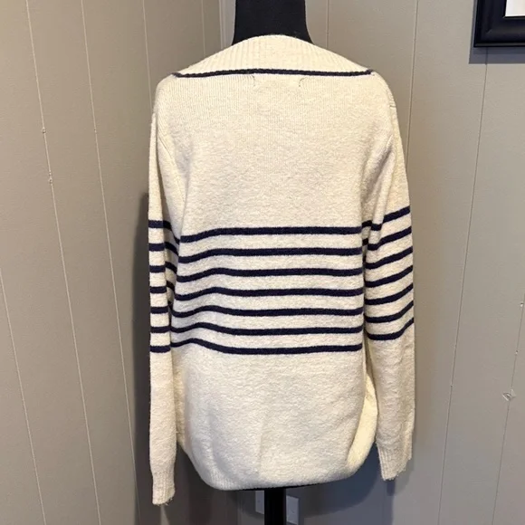 B25 MNG Mango Women Large Cream and Navy Striped V-Neck Sweater Comfy Preppy - Picture 4 of 6